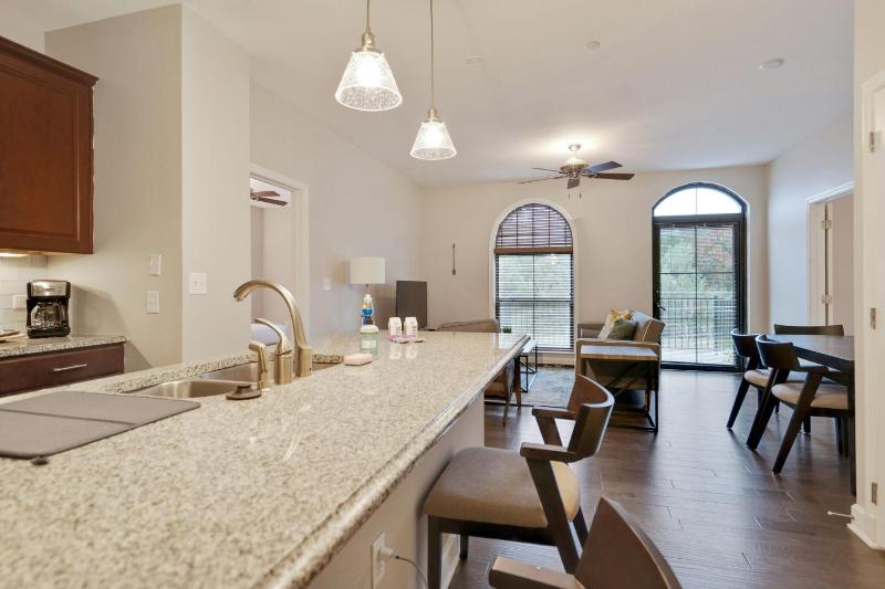 Apartment image 2