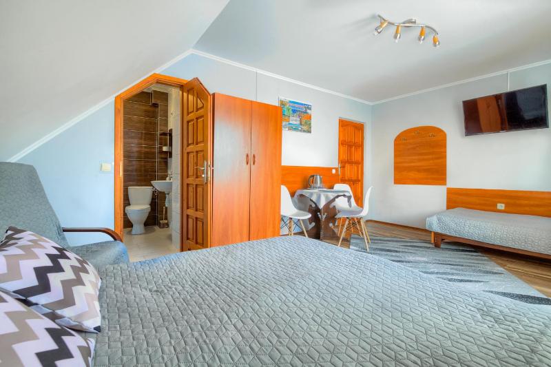 Triple Room image 4