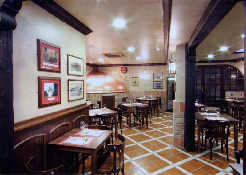 Hostal El Jardín - image 14