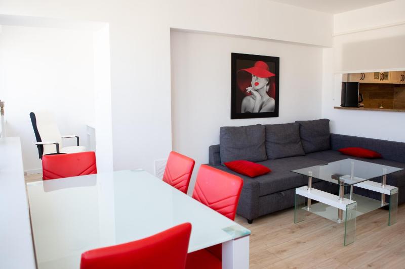 Superior Apartment with Balcony image 2