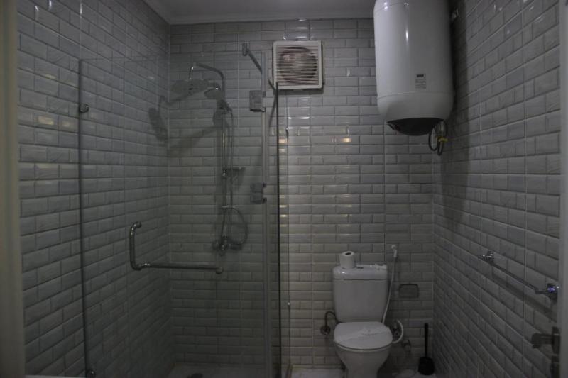 Triple Room with Private Bathroom image 2