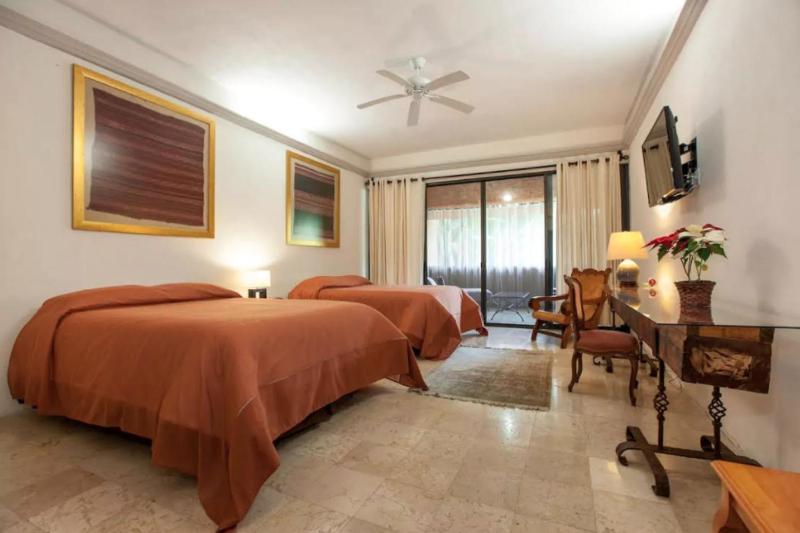 Double Room image 1