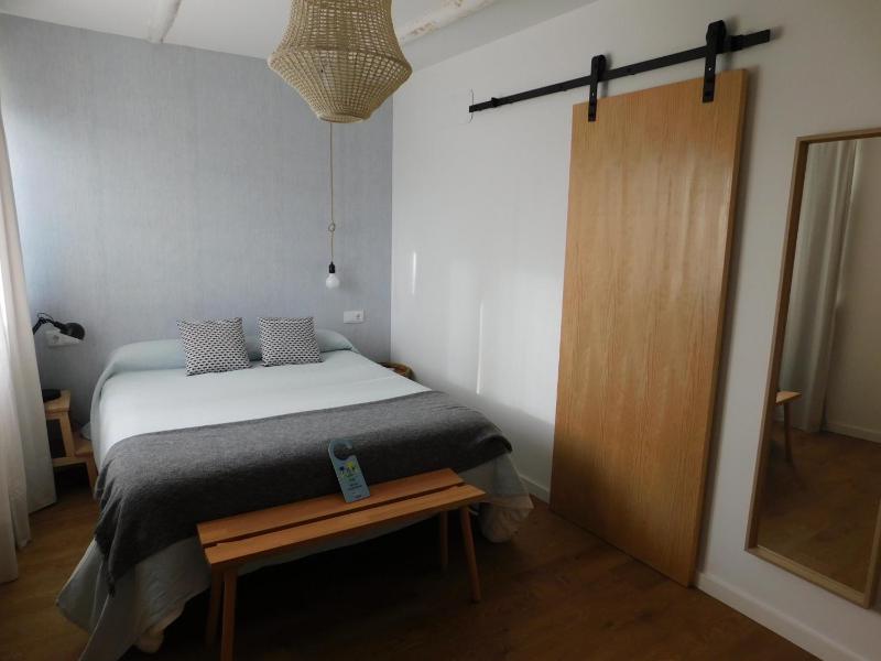 Double Room with Private Bathroom image 1
