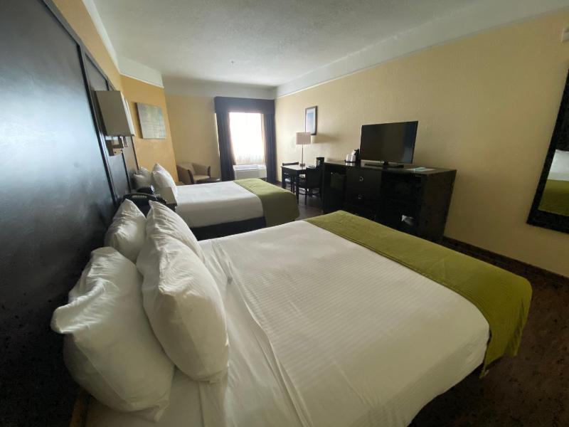 Galveston Beach Hotel - image 35
