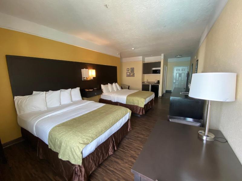 Galveston Beach Hotel - image 50