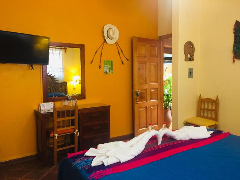 Hotel Cazomalli Oaxaca - image 2