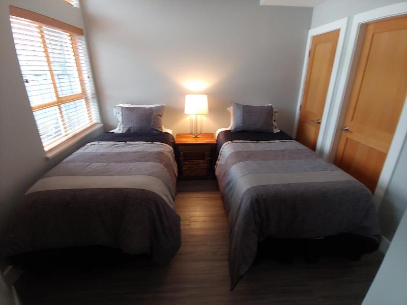 Tyndalstone Lodge 3 Bedroom in the Heart of Village North Whistler - image 8