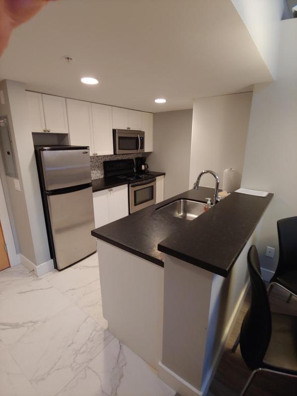 Tyndalstone Lodge 3 Bedroom in the Heart of Village North Whistler - image 28