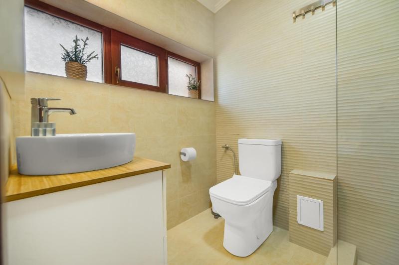 Superior Queen Room image 3