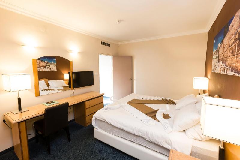 Junior Suite image 1