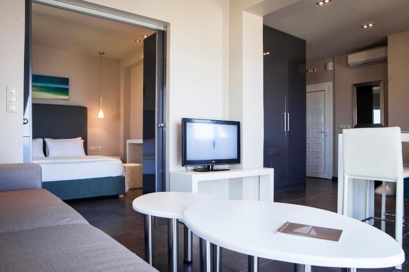 Deluxe Junior Suite with Sea View image 2