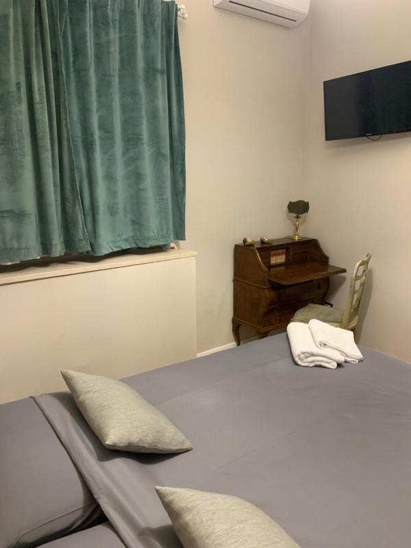 Luxury Triple Room image 4