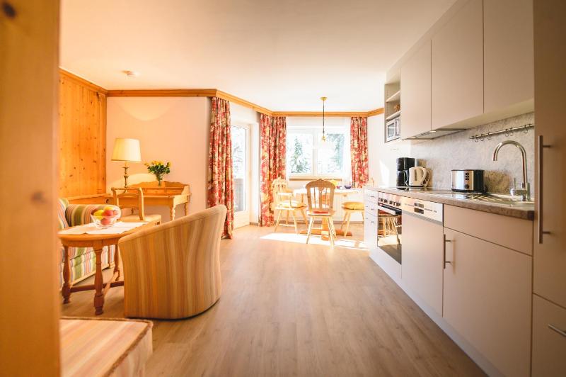One-Bedroom Apartment image 4