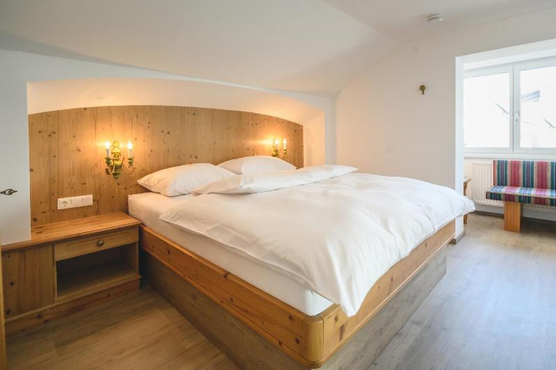 Studio Apartment image 4