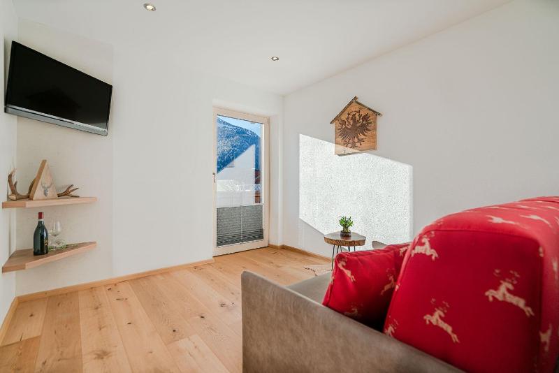 Apartment with Balcony image 3