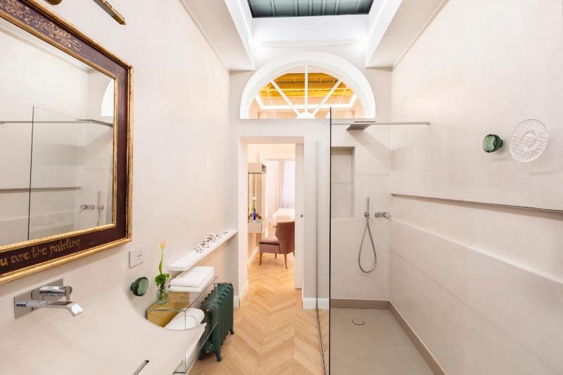 Junior Suite image 1