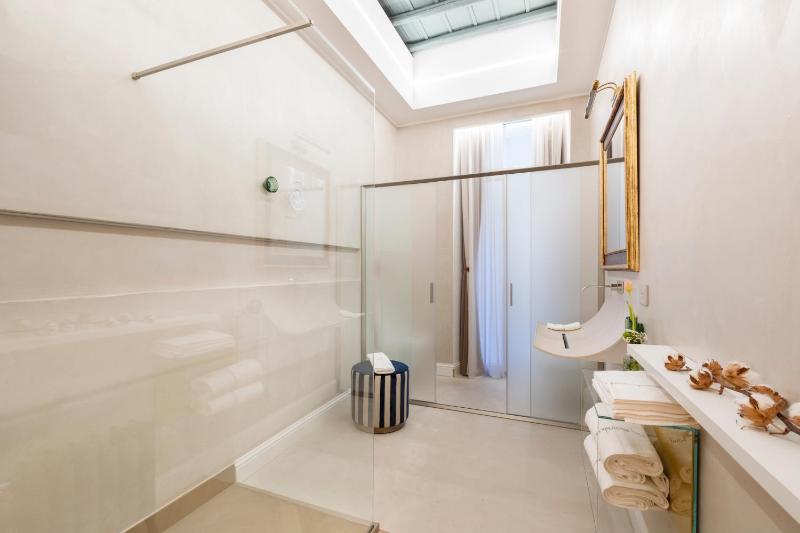 Junior Suite image 4