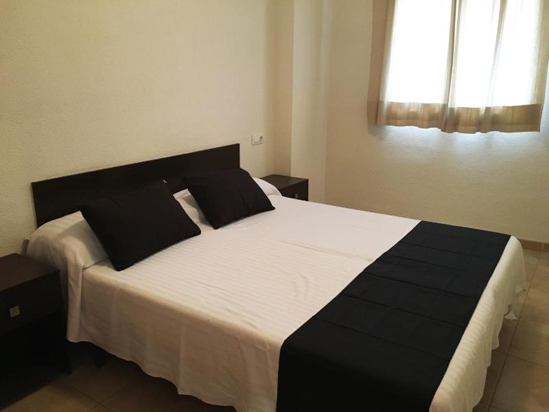 One-Bedroom Apartment (2 - 4 Adults) image 1