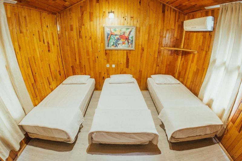Bungalow (3 Adults) image 3