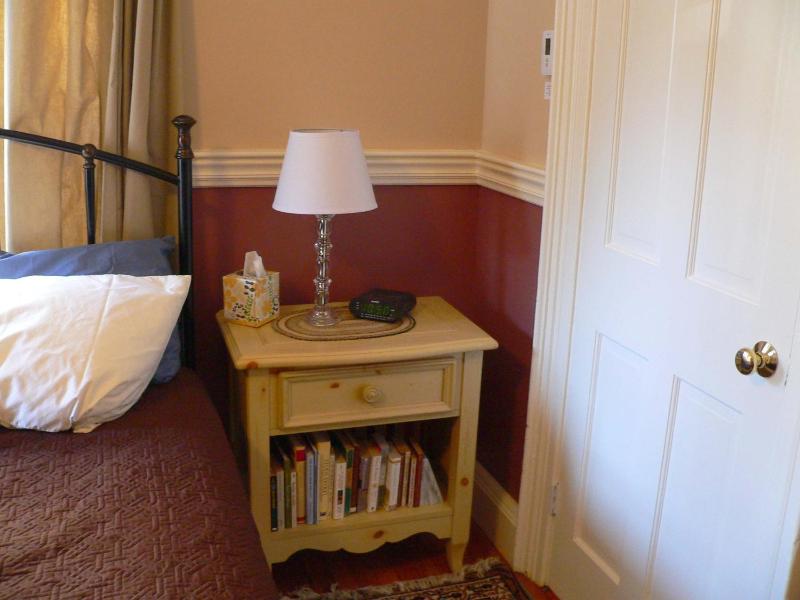 King and Two Twins Room image 3