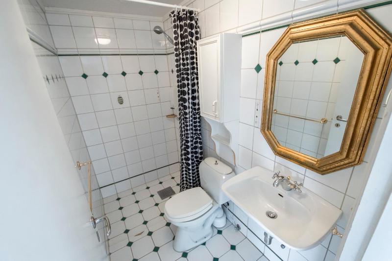 Twin Room image 1