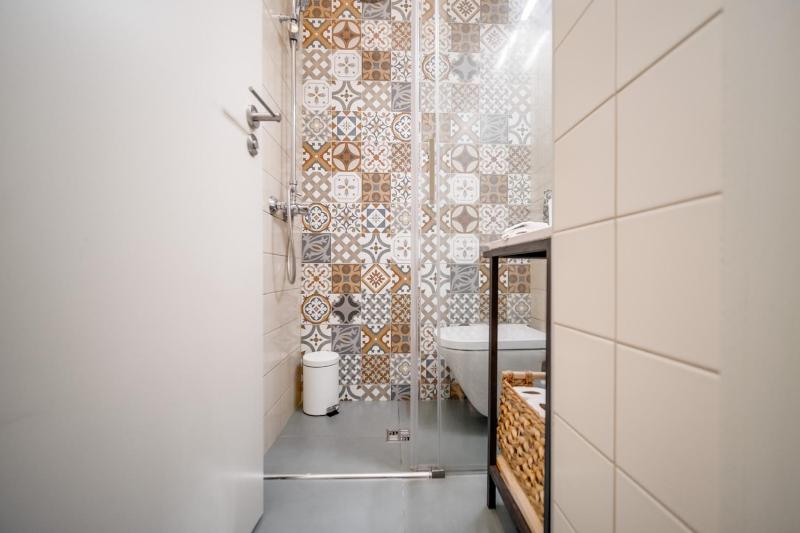 Nomad's Bonjardim City Flats - image 34