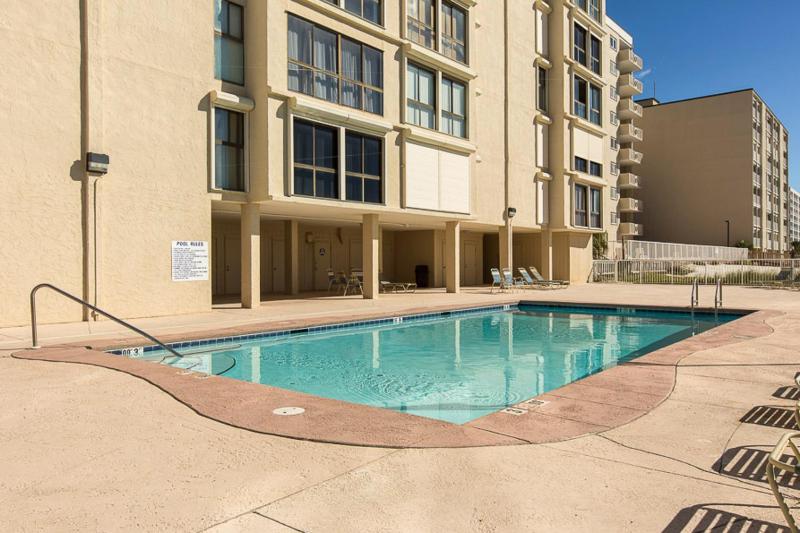 Apartment image 3