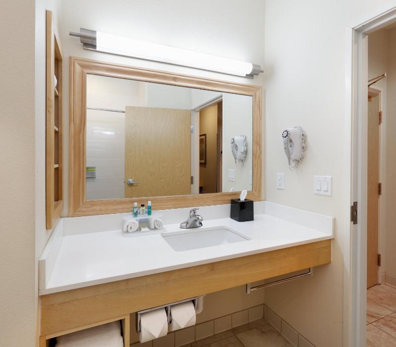 Standard Room image 3