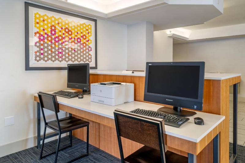 Holiday Inn Express Cape Coral-Fort Myers Area By IHG - image 9