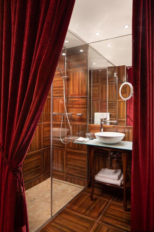 Mystery Hotel Budapest Preferred Hotels & Resorts - image 14