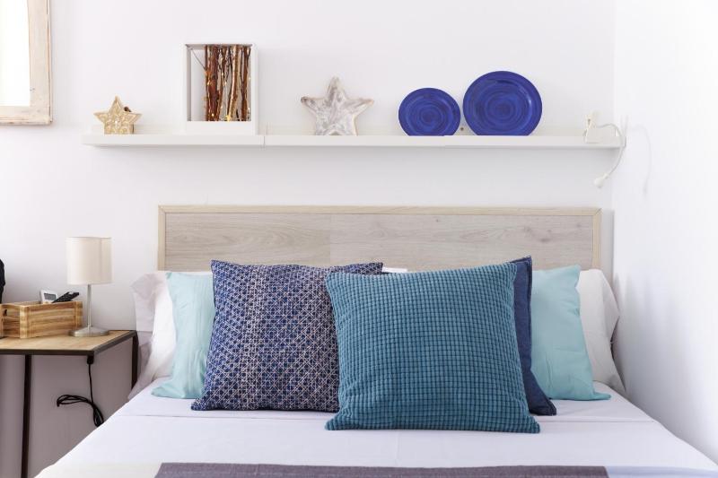 Sea & Wave Ventura Studio Apartment - image 1