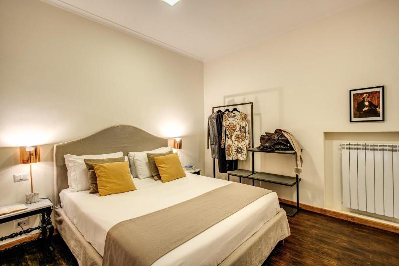 Classic Triple Room image 3