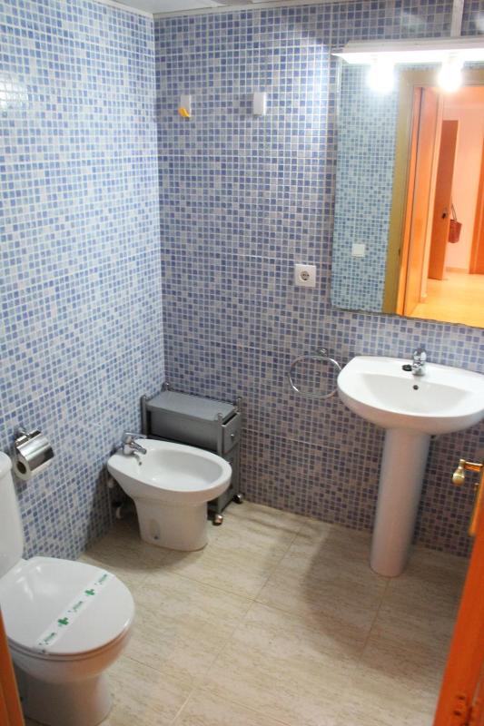 Two-Bedroom Apartment with Pool View image 4