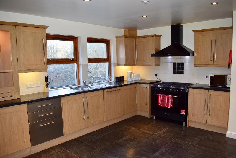 Five-Bedroom House image 2