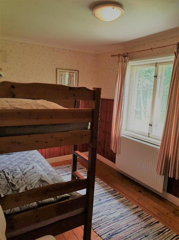 Double Room with Shared Bathroom image 1