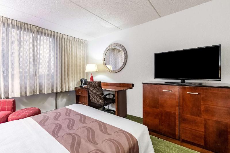 Double Room with Two Double Beds - Non-Smoking image 2