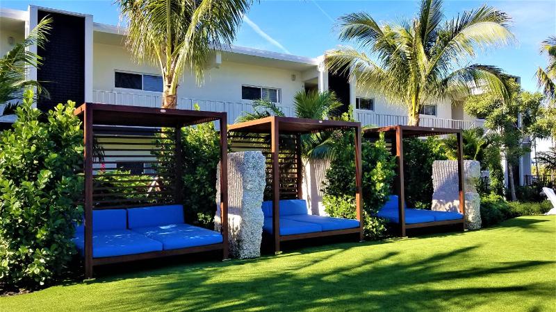Bali Hai Beach Resort - image 11