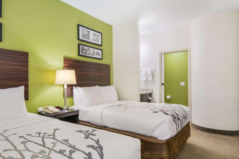 Double Room with Two Double Beds - Non-Smoking image 2