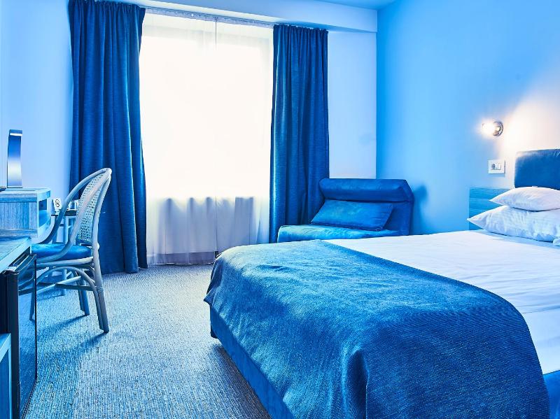 Standard Single Room image 3