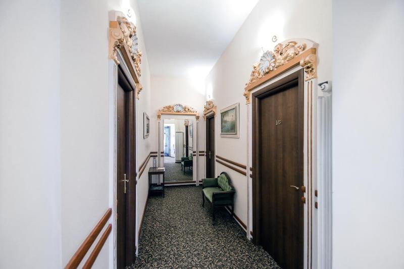 Hotel Royal Craiova - image 46