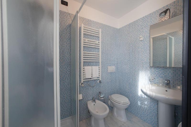 Double Room with Kitchenette - Annex image 2