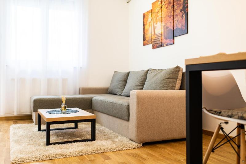 Reset Apartment - image 13