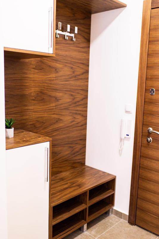 Reset Apartment - image 12
