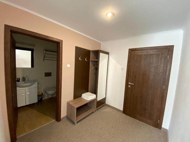 Deluxe Double Room image 2