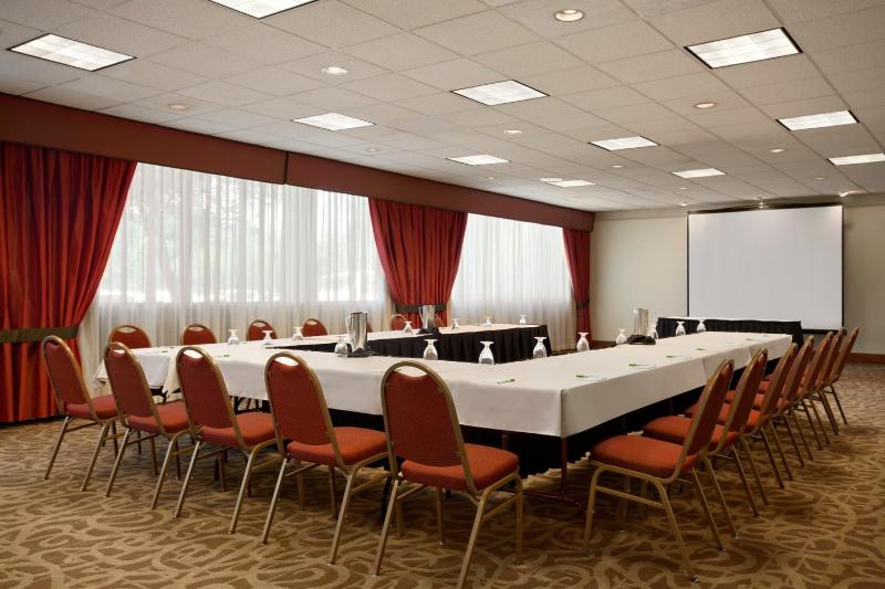 Holiday Inn Portland-Airport I-205 By IHG - image 28