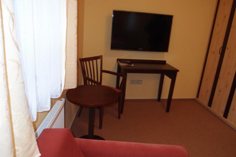 Deluxe Double Room with Shower image 1
