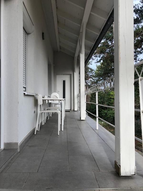 Premium One-Bedroom Apartment with Terrace or Balcony image 2