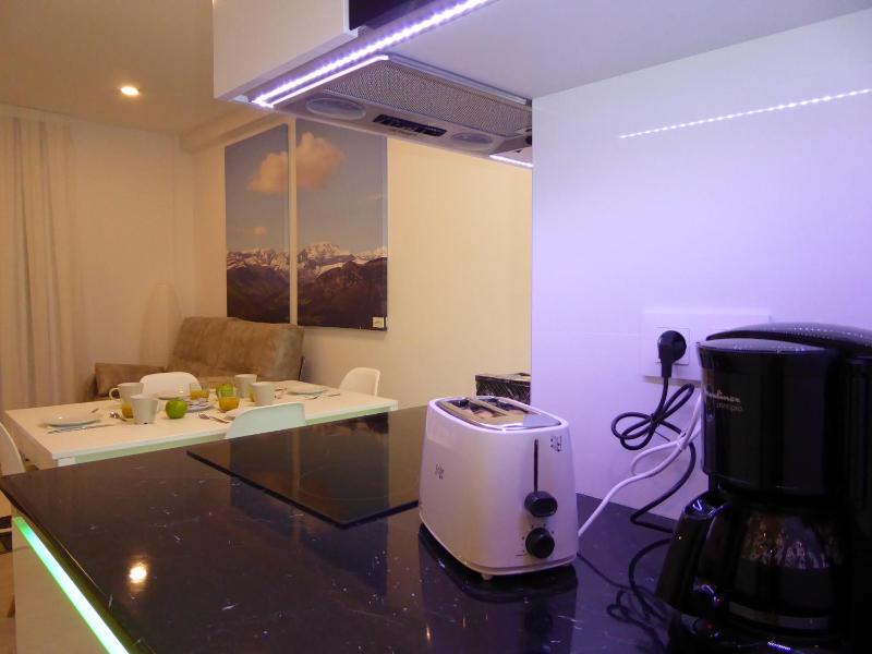 Double Room with Balcony (2 Adults + 1 Child) image 1