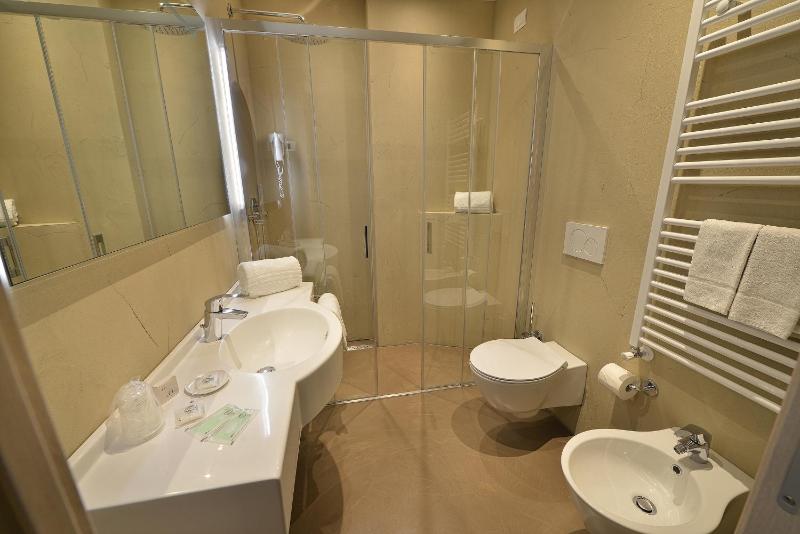 Superior Double Room with Veranda image 1