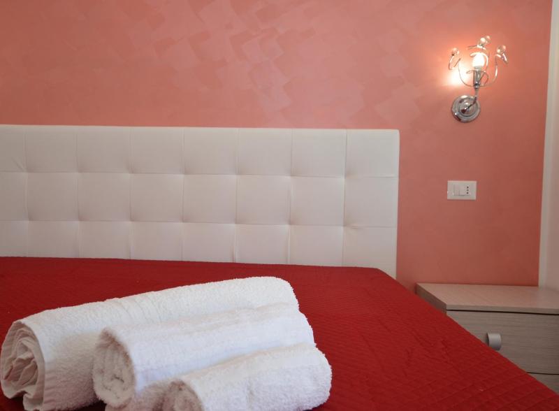 Superior Triple Room with Patio  image 3